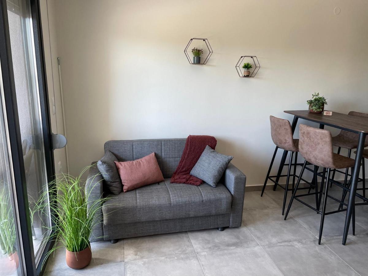 Apartamento Asterias Néa Péramos Exterior foto