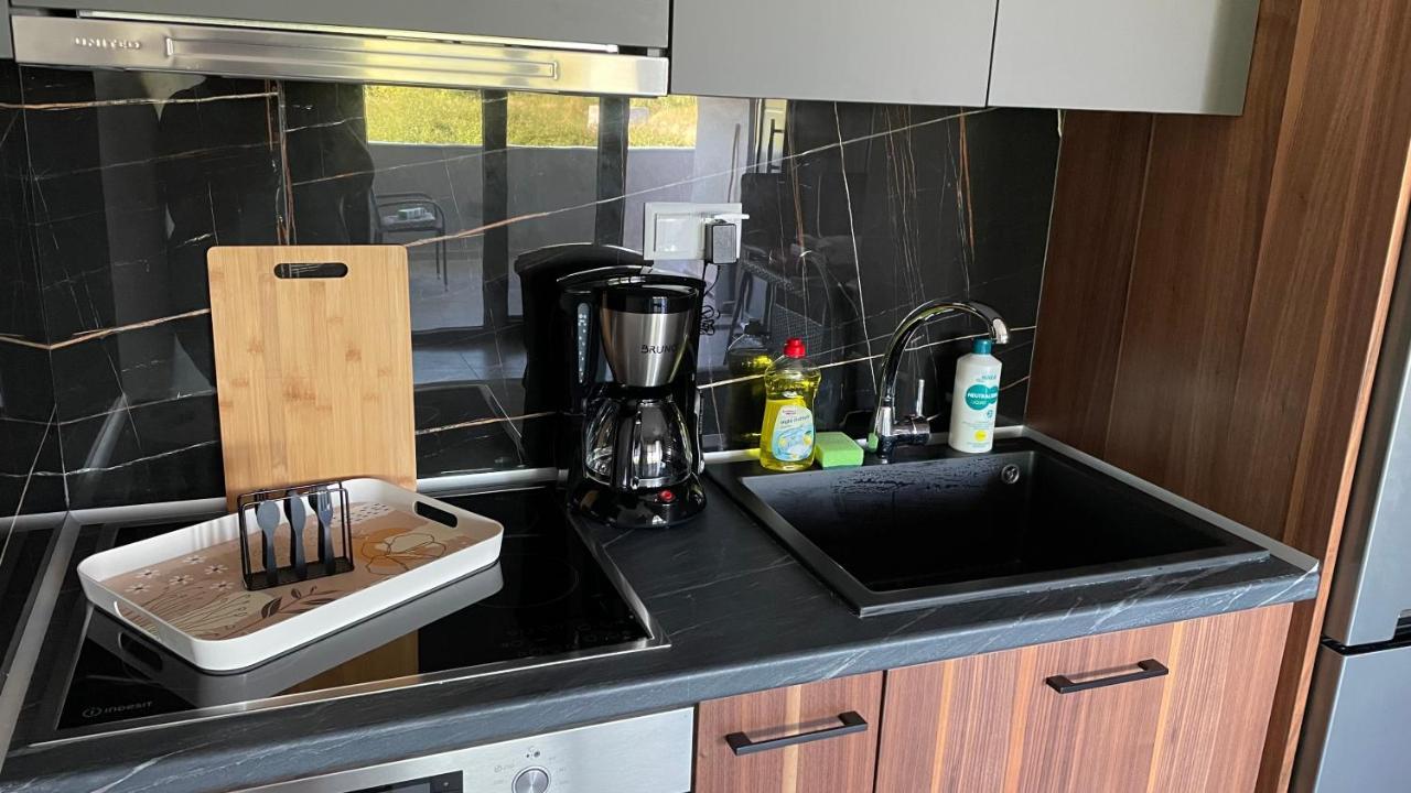 Apartamento Asterias Néa Péramos Exterior foto