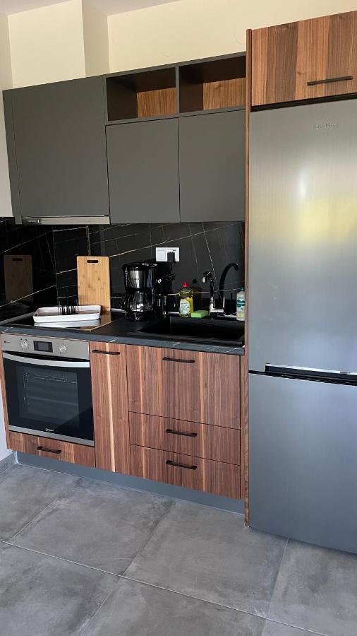 Apartamento Asterias Néa Péramos Exterior foto