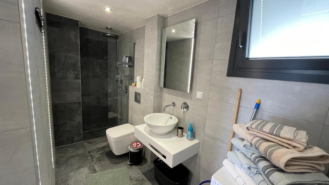 Apartamento Asterias Néa Péramos Exterior foto