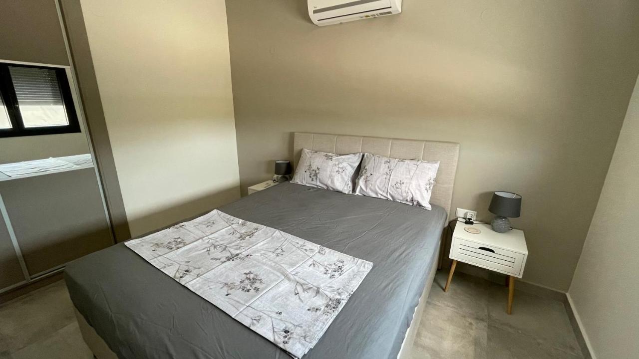 Apartamento Asterias Néa Péramos Exterior foto
